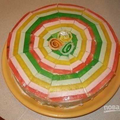 Бисквитный торт с мармеладом