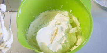 медовик на желтках