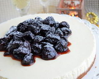 Рисовый торт с белым шоколадом и черносливом