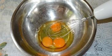 шоколадный торт с вишней и сметанным кремом