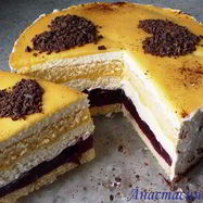 Рецепт Сметанного торта с вишней и яичным ликером