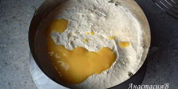 сметанный торт с вишней и яичным ликером