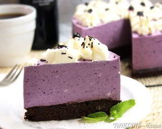 Торт Черничный мусс на брауни