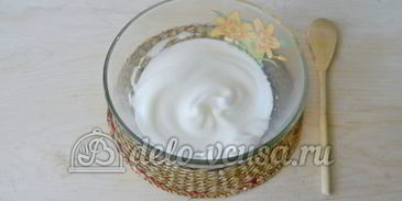 торт с консервированными персиками