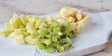 творожный торт с желатином и фруктами