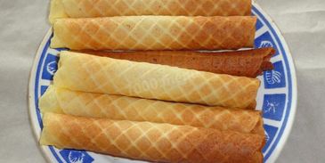 хрустящие вафельные трубочки в вафельнице