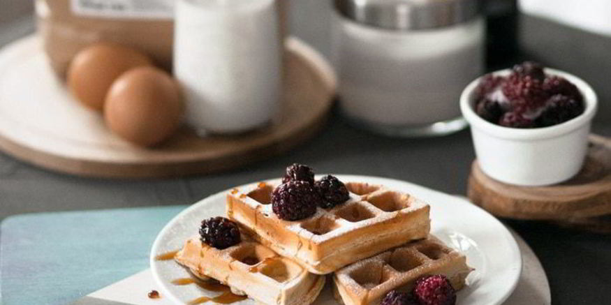 Рецепт мягких венских вафель с ягодами