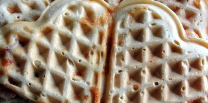 Рецепт пикантных вафель на завтрак