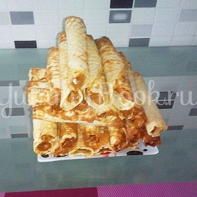 Вафельные трубочки с кремом