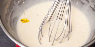 вафли с беконом, творогом и медом