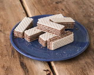 Вафли с вареной сгущенкой