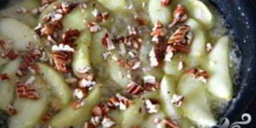 вафли с яблоками и орехами