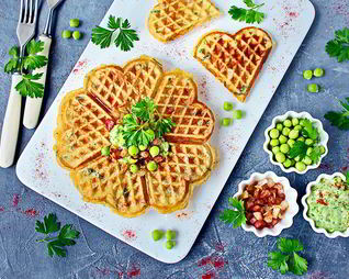 Закусочные вафли из цукини