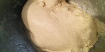 вишневый рулет