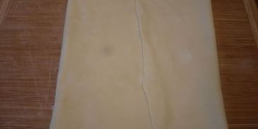 ягодные конвертики из особого слоеного теста