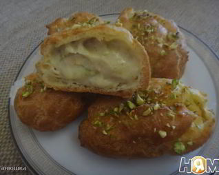 Фисташковые эклеры