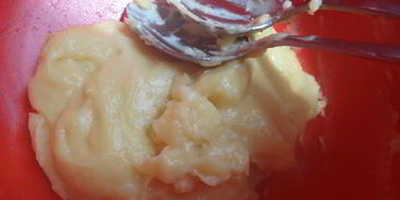 фисташковые эклеры