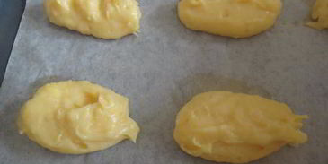 фисташковые эклеры