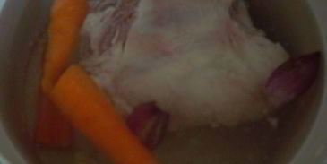 консоме с профитролями