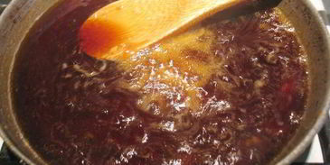 профитроли из льняной муки с яблочно-карамельным муссом