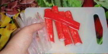 профитроли с крабовой начинкой