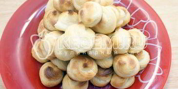 профитроли с кремом поцелуй