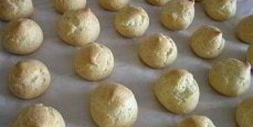 профитроли с лимонным кремом