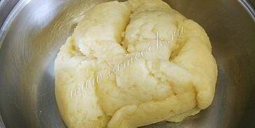 профитроли с сырной начинкой и форелью