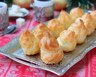 Профитроли с заварным кремом