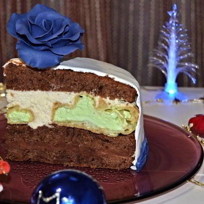 Торт с профитролями