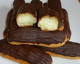 Эклеры с кремом в глазури