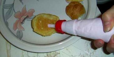 эклеры с кремом