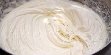 эклеры со сливочным кремом