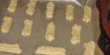 эклеры со взбитыми сливками и сгущенкой