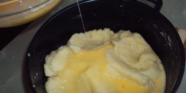 заварные пирожные с ореховым кремом