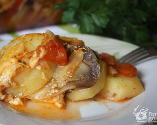 Картофельная запеканка с баклажанами