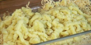 картофельная запеканка с тушенкой