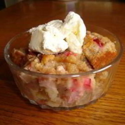 Хлебная запеканка с ревенем