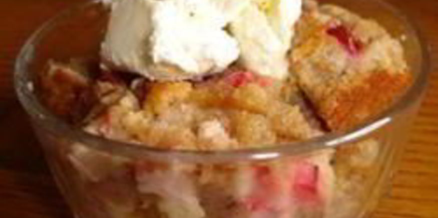 Рецепт хлебной запеканки с ревенем