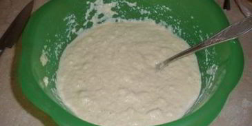 пирог-запеканка из батона с яблоками