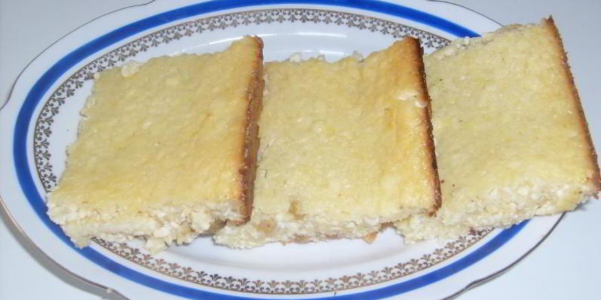 Рецепт творожной запеканки с изюмом и манкой в духовке