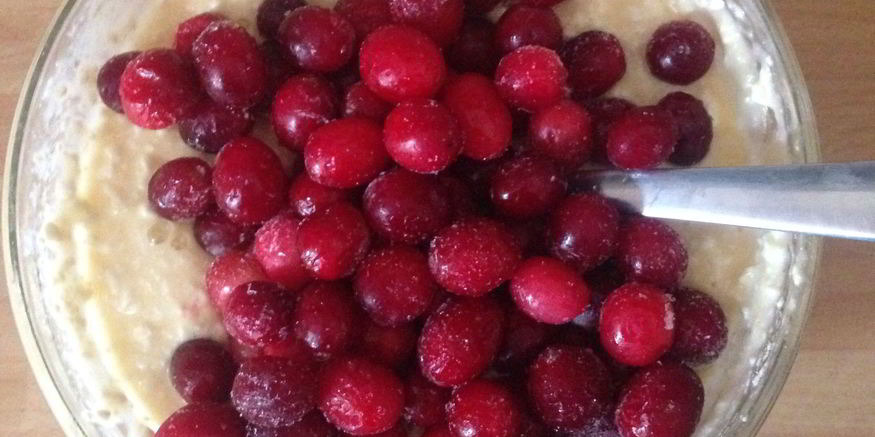 Рецепт творожной запеканки с клюквой