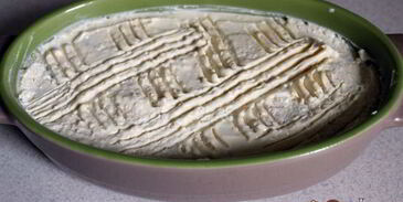 творожная запеканка с овсяными хлопьями и вишней