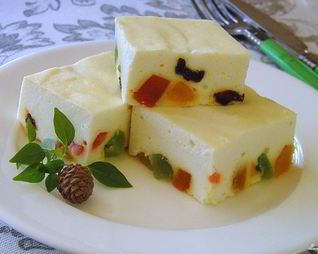 Творожная запеканка с цукатами