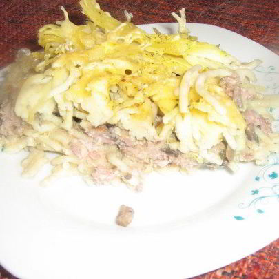 Запеканка из спагетти с бараниной и грибами