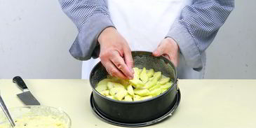 запеканка из творога с яблоками и изюмом