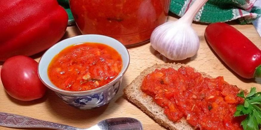 Рецепт аджики из помидор пальчики оближешь