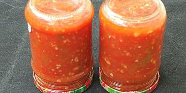 аджика из помидоров и яблок