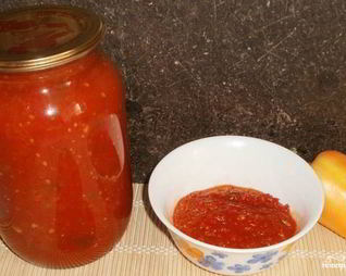 Аджика с чесноком