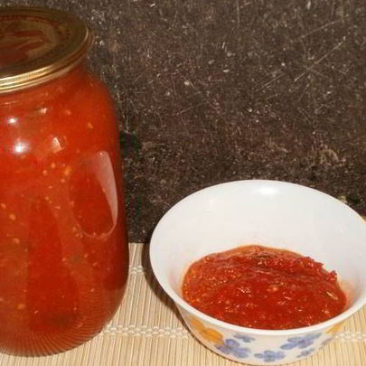 Аджика с чесноком